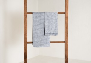 selvedge linens